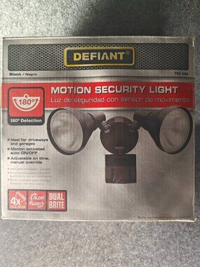 Defiant Motion Security Light NEW Open Box Complete 180° Black DualBrite